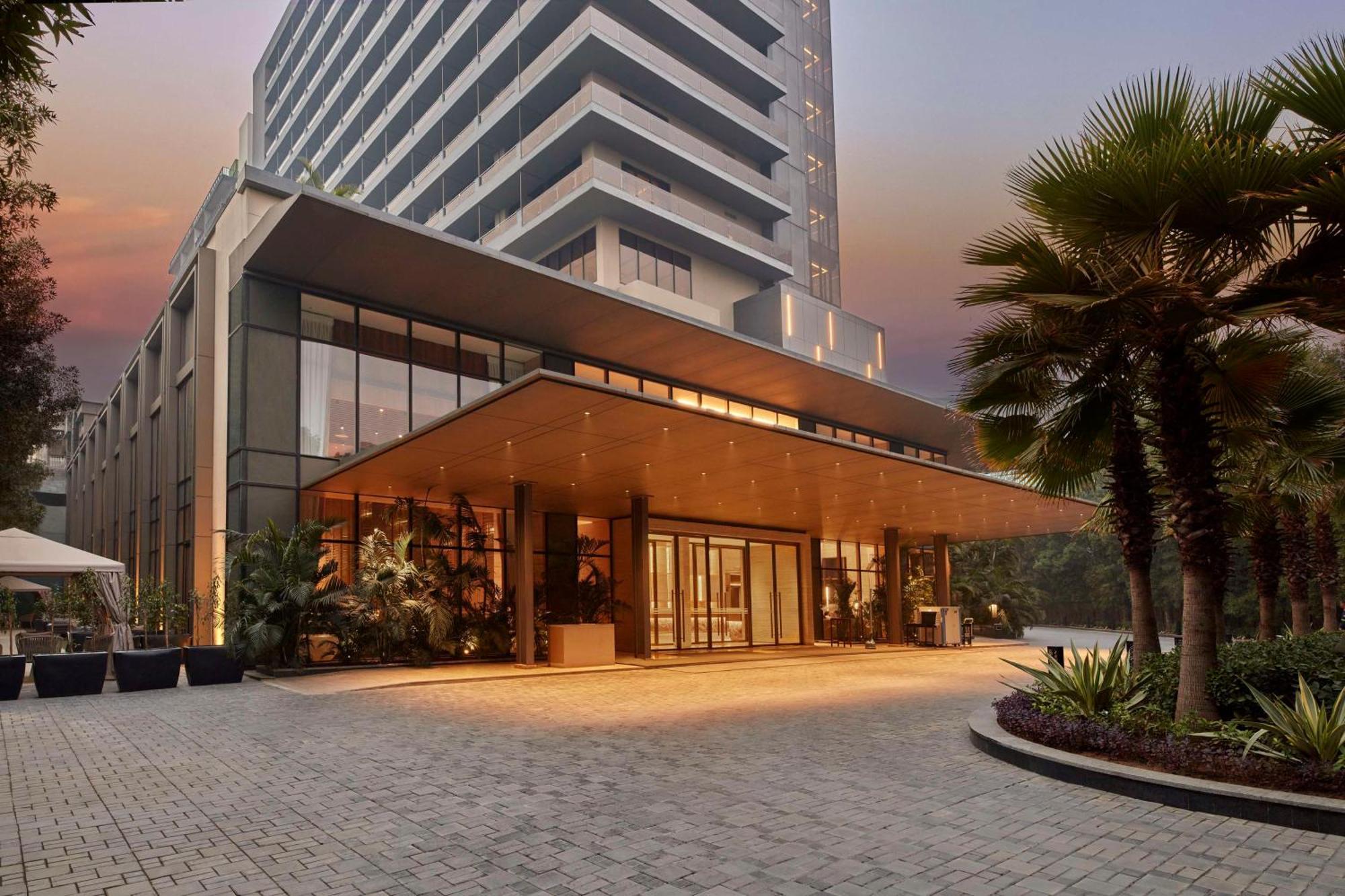 Hilton Gurugram Baani City Centre Gurgaon Eksteriør billede
